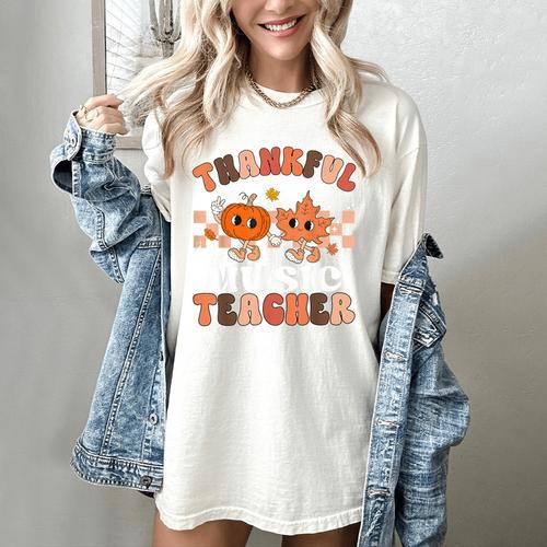 Retro Thankful Music Teacher Pumpkin Fall Thanksgiving Women's Comfort Colors T-Shirt - teacherstshirts.com DE