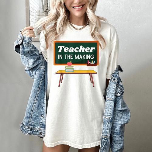 Teacher In The Making Future Teacher Kids Back To School Women's Comfort Colors T-Shirt - teacherstshirts.com DE