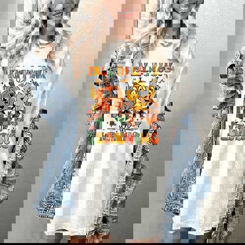 Fall In Love With Learning Thanksgiving Teacher Student Women&#x27;s Comfort Colors T-Shirt - teacherstshirts.com