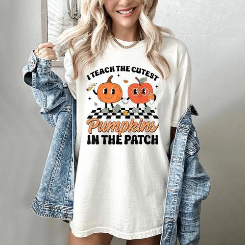 Groovy I Teach The Cutest Pumpkins In The Patch For Teacher Women's Comfort Colors T-Shirt - teacherstshirts.com DE