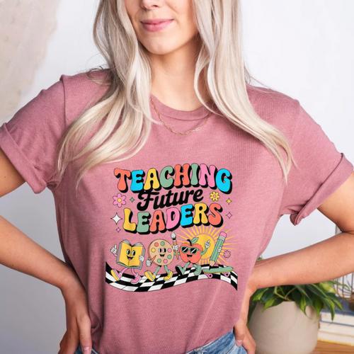 Retro Teaching Future Leaders Groovy Teacher Back To School Women's Heather T-Shirt - teacherstshirts.com UK