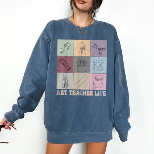 Art Teacher Life Retro Groovy Teaching Future Artists Comfort Colors Sweatshirt - teacherstshirts.com CA