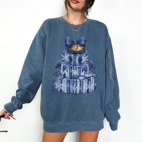 Coquette Bow Book Tree Merry Christmas Xmas Teacher Holiday Comfort Colors Sweatshirt - teacherstshirts.com AU