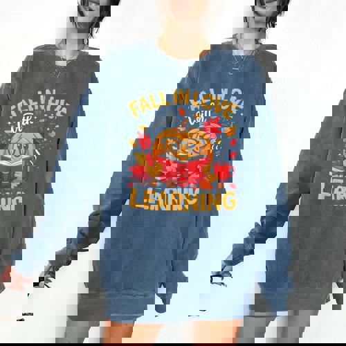 Fall In Love With Learning Pumpkin Thanksgiving Teacher Fall Comfort Colors Sweatshirt - teacherstshirts.com