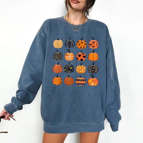 Folk Art Pumpkins Teacher Nurses Admin Witch Halloween Cute Comfort Colors Sweatshirt - teacherstshirts.com AU