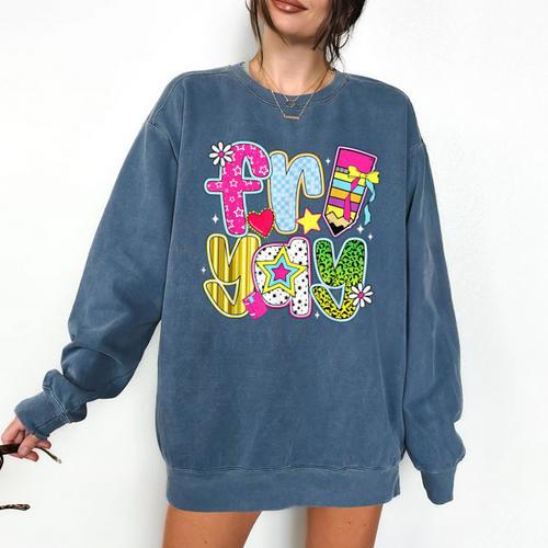 Fri-Yay Happy Friday Weekend Teacher Back To School Comfort Colors Sweatshirt - teacherstshirts.com AU