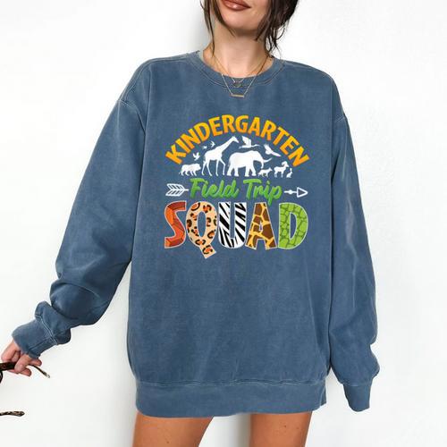 Kindergarten Zoo Field Trip Squad Matching Teacher Students Comfort Colors Sweatshirt - teacherstshirts.com AU