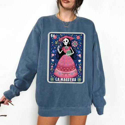 La Maestra Halloween Mexican Bingo Card Teacher Lottery Card Comfort Colors Sweatshirt - teacherstshirts.com UK