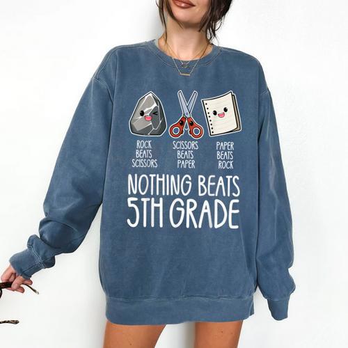 Nothing Beats 5th Grade Back To School Kids Teachers Comfort Colors Sweatshirt - teacherstshirts.com UK