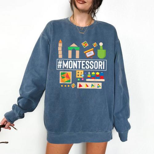 Novelty Montessori Studying Learning Schooling Teacher Love For Men Women Comfort Colors Sweatshirt - teacherstshirts.com UK