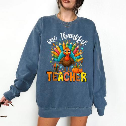 One Thankful Teacher Thanksgiving Turkey Cute Crayon Pencil Comfort Colors Sweatshirt - teacherstshirts.com AU
