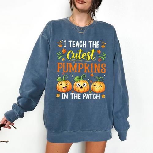 I Teach The Cutest Pumpkins Halloween Teacher Comfort Colors Sweatshirt - teacherstshirts.com DE