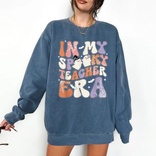Teacher Halloween In My Spooky Teacher Era Retro Groovy Comfort Colors Sweatshirt - teacherstshirts.com DE