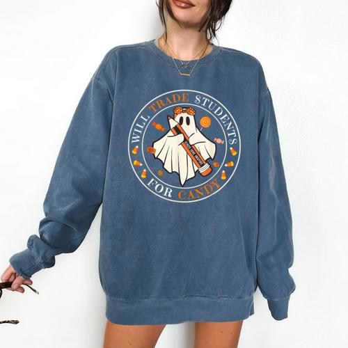 Teacher Will Trade Students For Candy Easy Halloween Costume Comfort Colors Sweatshirt - teacherstshirts.com AU