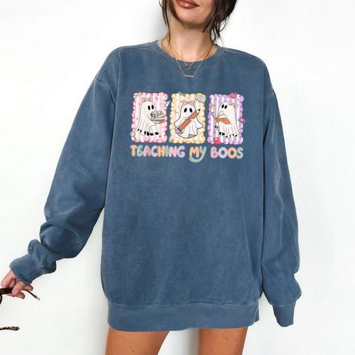 Teaching Is My Boos Teacher Ghost Halloween Women Girls Comfort Colors Sweatshirt - teacherstshirts.com DE