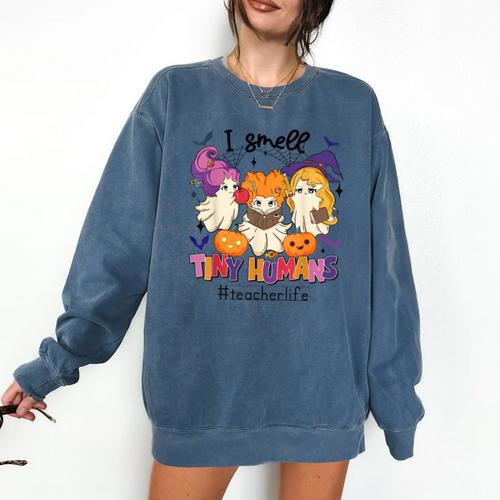 Halloween Teacher Smell a Tiny Human Ghost Spooky Season Comfort Colors Sweatshirt - teacherstshirts.com UK