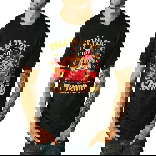 Fall In Love With Learning Pumpkin Thanksgiving Teacher Fall Men&#x27;s Casual T-Shirt - teacherstshirts.com