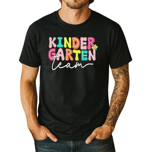 Kindergarten Team Teacher Back To School Kindergarten Squad Men's Casual T-Shirt - teacherstshirts.com DE