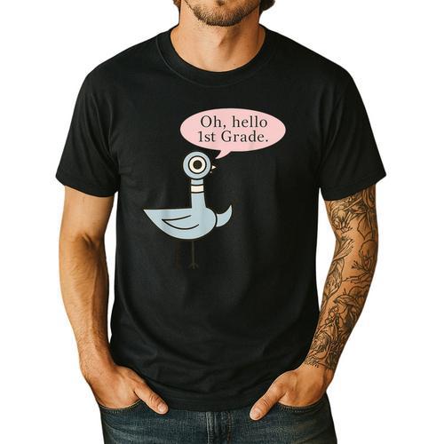 Oh Hello First Graders Cute Pigeon 1st Grade Teacher Men's Casual T-Shirt - teacherstshirts.com DE