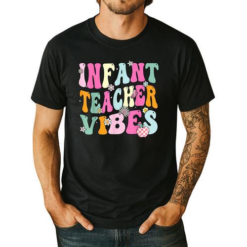 Retro Infant Teacher Vibes Women Daycare Teacher Men's Casual T-Shirt - teacherstshirts.com DE