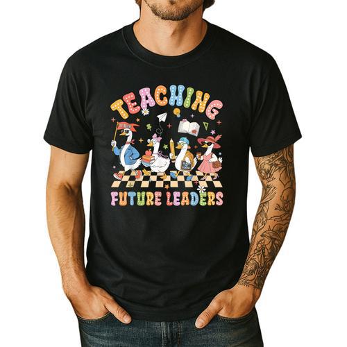Teaching Future Leaders Teacher Back To School Cute Goose Men's Casual T-Shirt - teacherstshirts.com AU