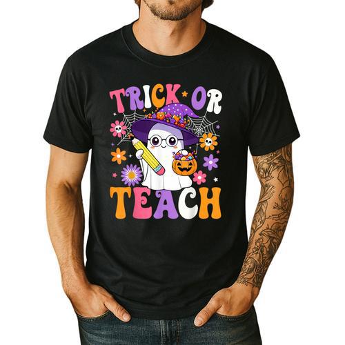 Trick Or Teach Teacher Ghost Teaching Fun Halloween Teacher Men's Casual T-Shirt - teacherstshirts.com AU
