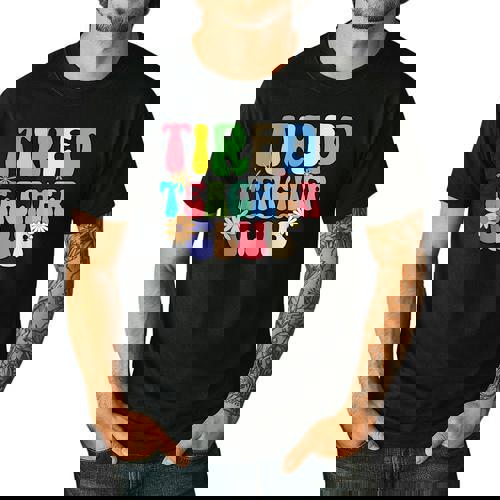 Tired Teachers Club Groovy Teachers Back To School Men&#x27;s Casual T-Shirt - teacherstshirts.com