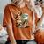 Vintage 90S Chihuahua Howling At The Moon Chihuahua Dog Mom Women's Oversized Comfort T-Shirt Crimson
