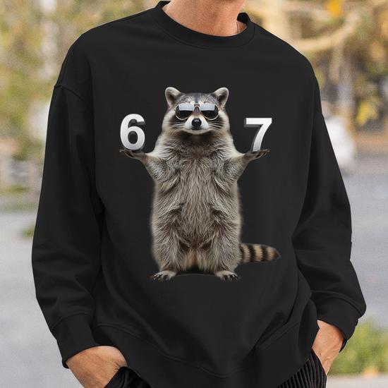 raccoonページ Cute Raccoon 67 Meme Six Seven 6-7 67 6 7 Sweatshirt - Seseable