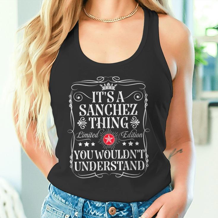 Sánchez Nombre Es Una Cosaánchez Que No Entendería Camiseta sin mangas