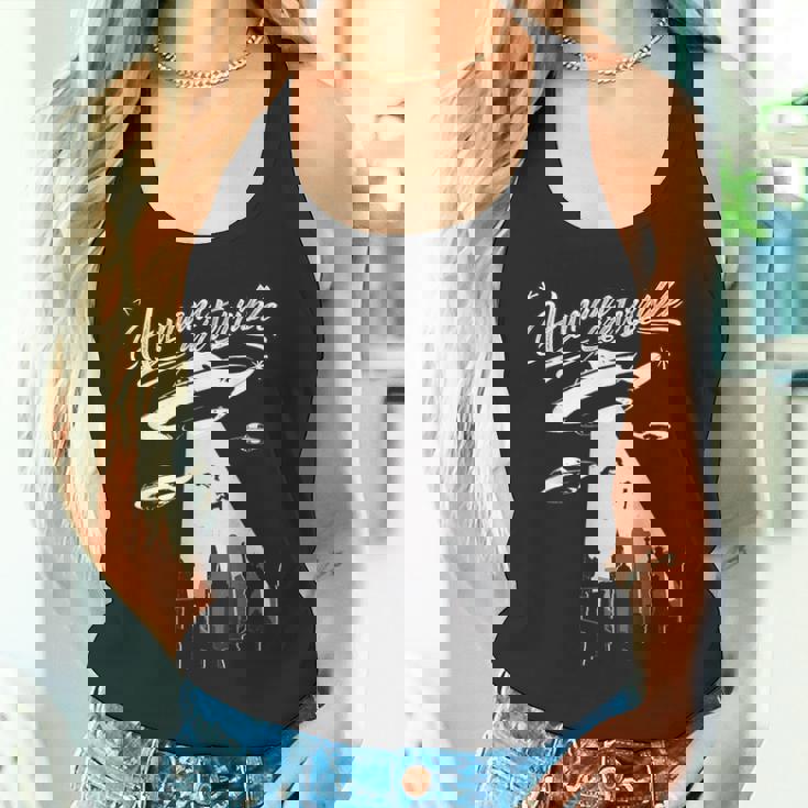 エイリアン誘拐 Ufo Humans Are Terrible タンクトップ