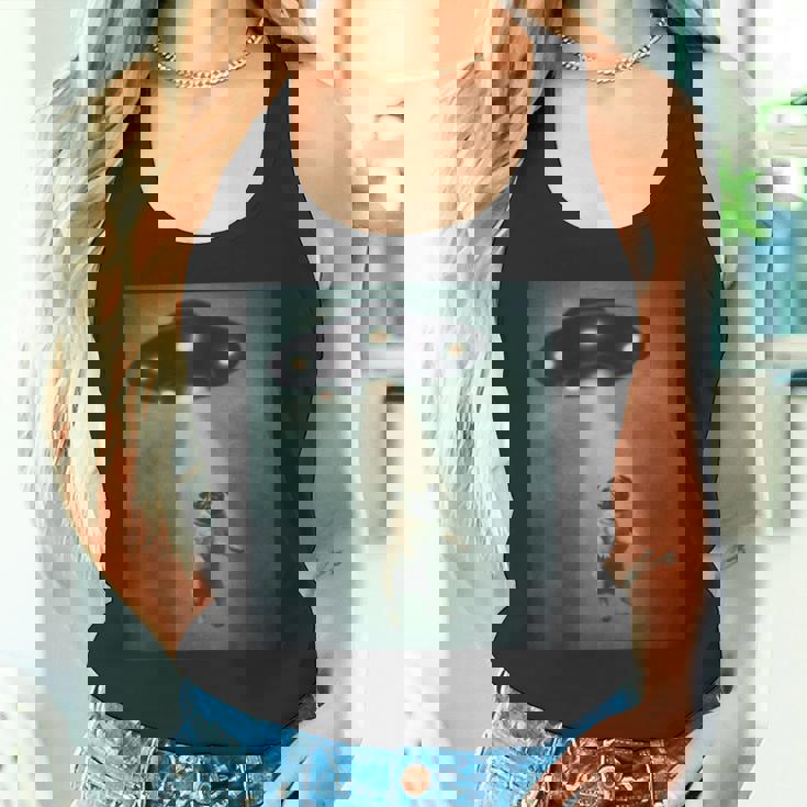 エイリアン誘拐パグ Ufo 面白い宇宙犬デザイン タンクトップ