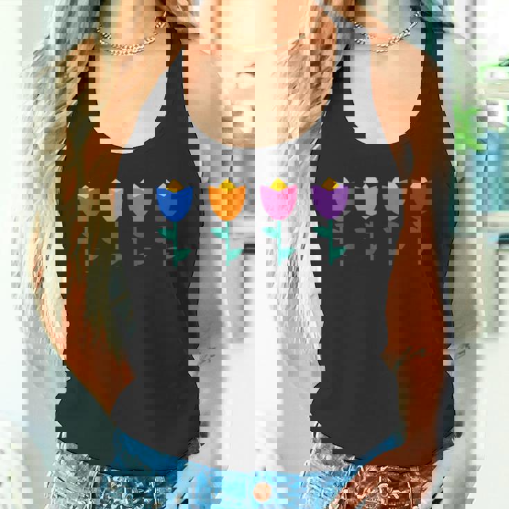 ブルー、オレンジ、ピンク、パープルのチューリップ。 タンクトップ