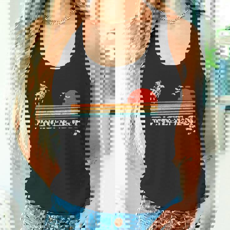 ヴィンテージ ベニス ビーチ カリフォルニア レトロ サンセット サーフィン 70年代のギフト タンクトップ