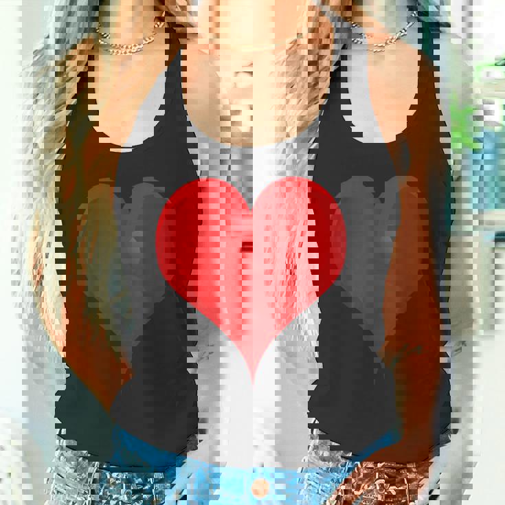 大きな赤いハート タンクトップ