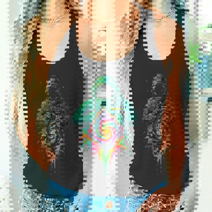 宇宙飛行士が宇宙の裂け目 タンクトップ