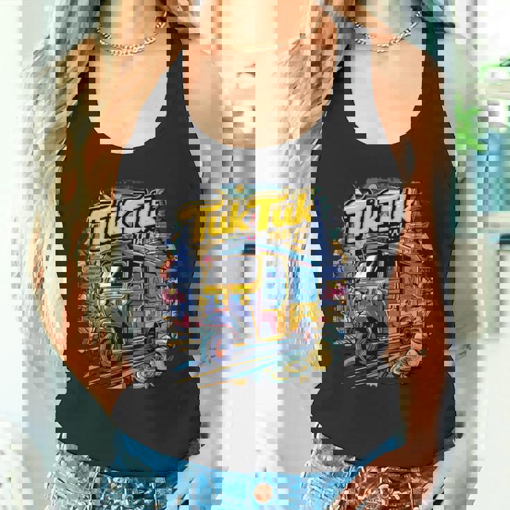 活気に満ちたトゥクトゥクタイアドベンチャー タンクトップ