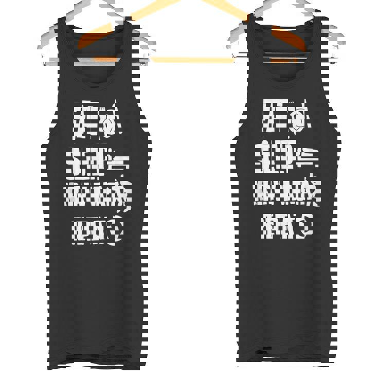 Divertida Krav Maga Eatleep Krav Maga Repeat Camiseta sin mangas