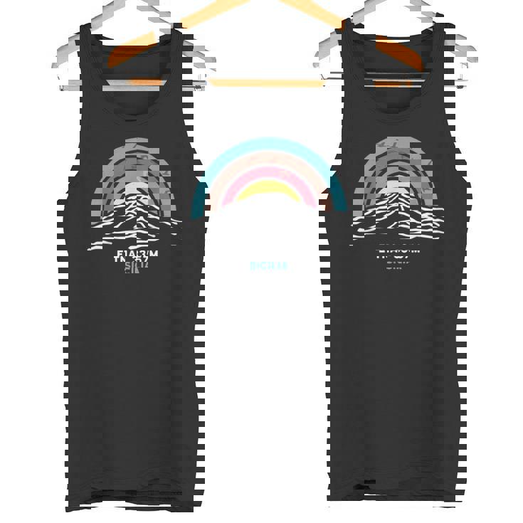 エトナ山火山 パレルモ シチリア島を訪問 イタリア ハイキングギフト タンクトップ