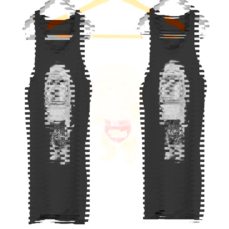 ムエタイキックボクシングチャンピオンとしてのマルチーズドッグ タンクトップ