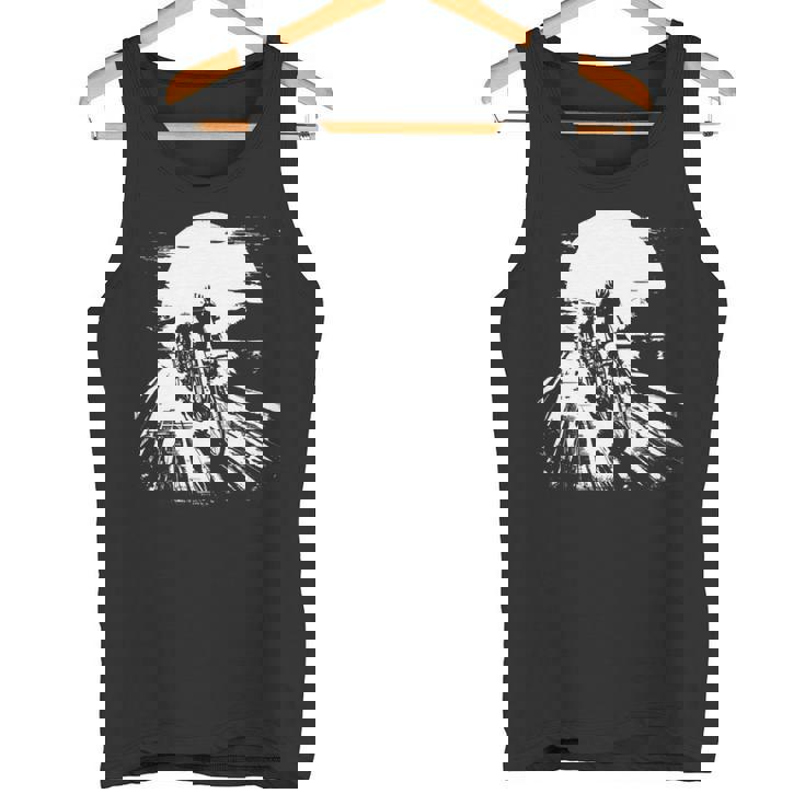 レーシング・サイクリスト、バイカー・サイクリズムを描く 長袖tシャツ タンクトップ