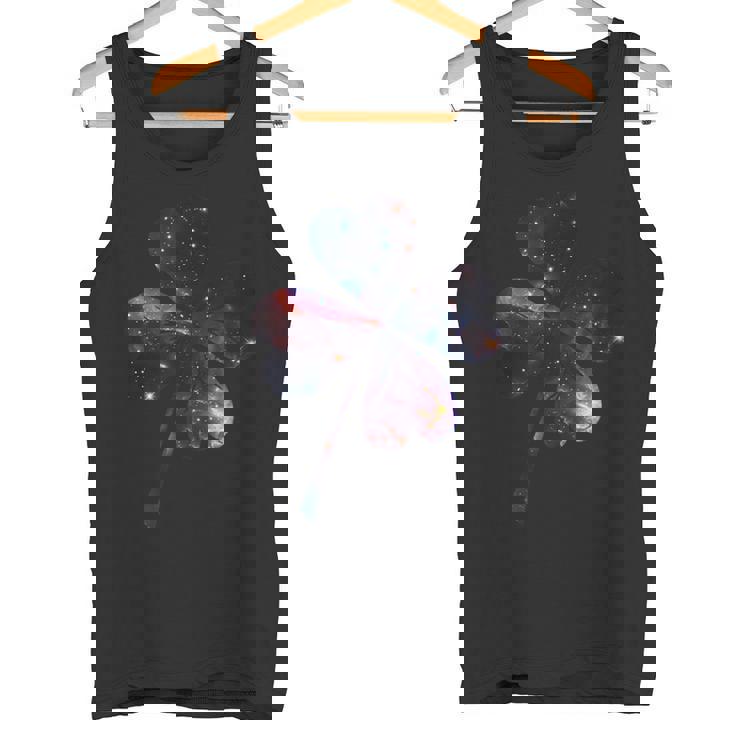 四つ葉のクローバーのシルエット 宇宙 美的 ギャラクシー タンクトップ