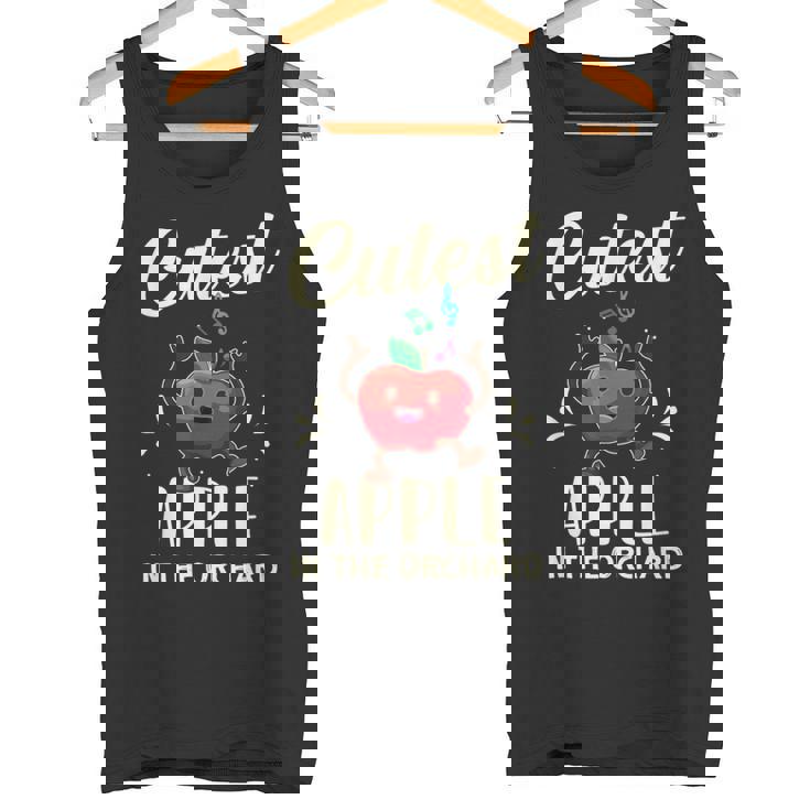 果樹園で一番かわいいリンゴ摘みシーズン。 タンクトップ