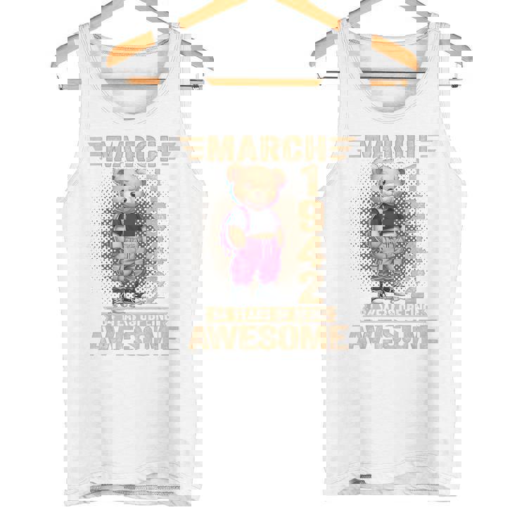 1942年3月 84歳の誕生日 84歳のテディベア Being Awesome タンクトップ