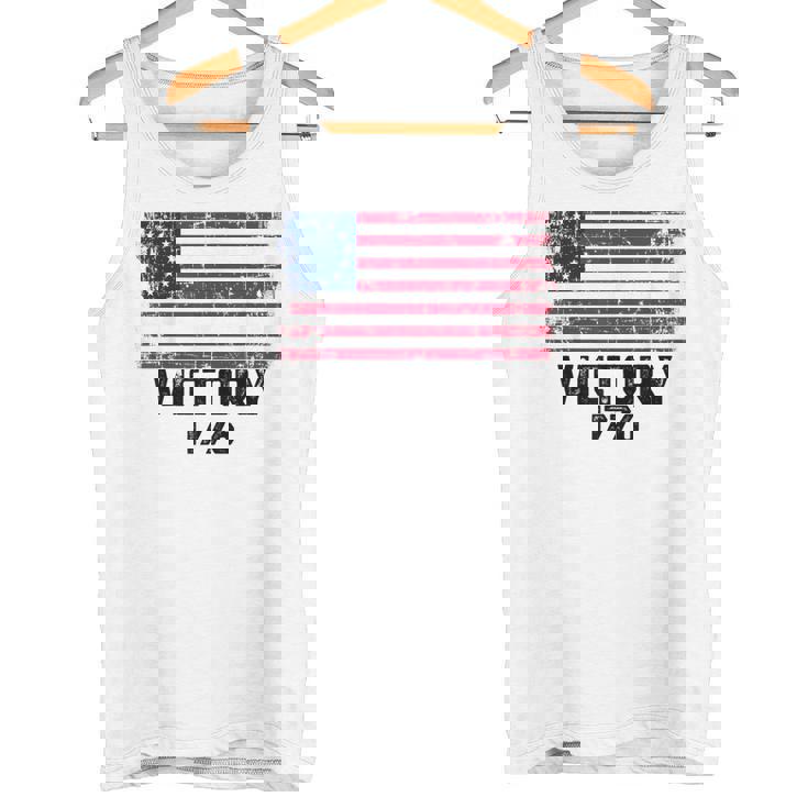 Victory 1776 愛国的 ベッツィー・ロス アメリカ国旗 星13個 タンクトップ