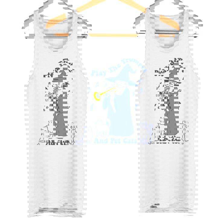 トランペットとペットの猫を弾く タンクトップ