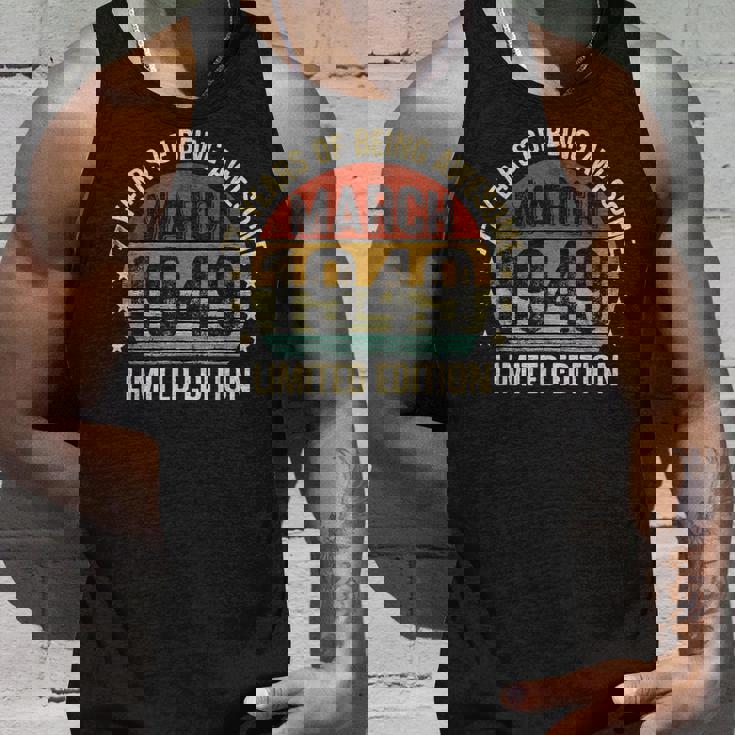 3月の誕生日 Est 1949 限定版 ヴィンテージ 77歳 タンクトップ 彼への贈り物