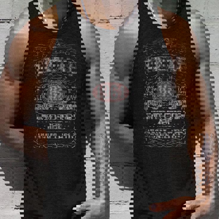 61歳の誕生日ギフト ヴィンテージ 1961年生まれ 1961年 タンクトップ 彼への贈り物