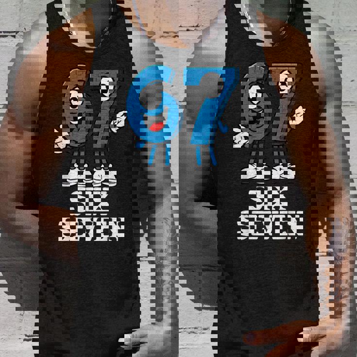 67 シックスセブン 6-7 Gen Alpha イタリアンブレインロットゲームミーム タンクトップ 彼への贈り物