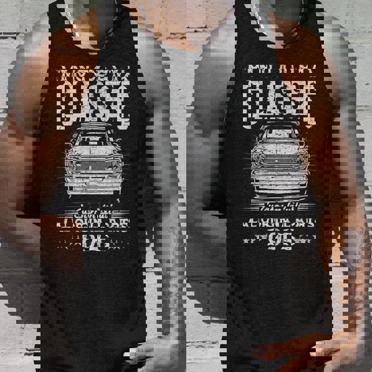 81 歳のギフト ヴィンテージ クラシック カー 1945 81 歳の誕生日 タンクトップ 彼への贈り物